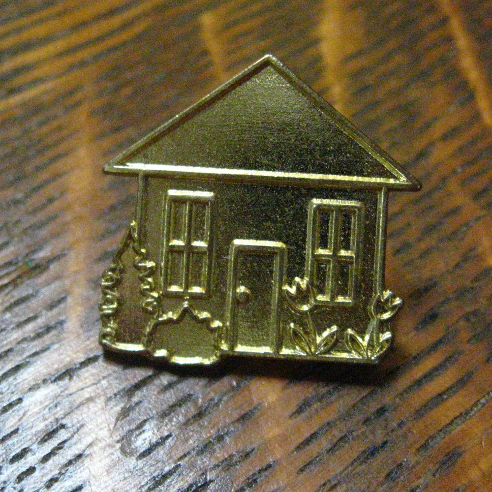 Gable Roof Home Cottage Lapel Pin
